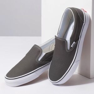NWT Vans Classic Slip on Charcoal Sneakers Mens Sz 10